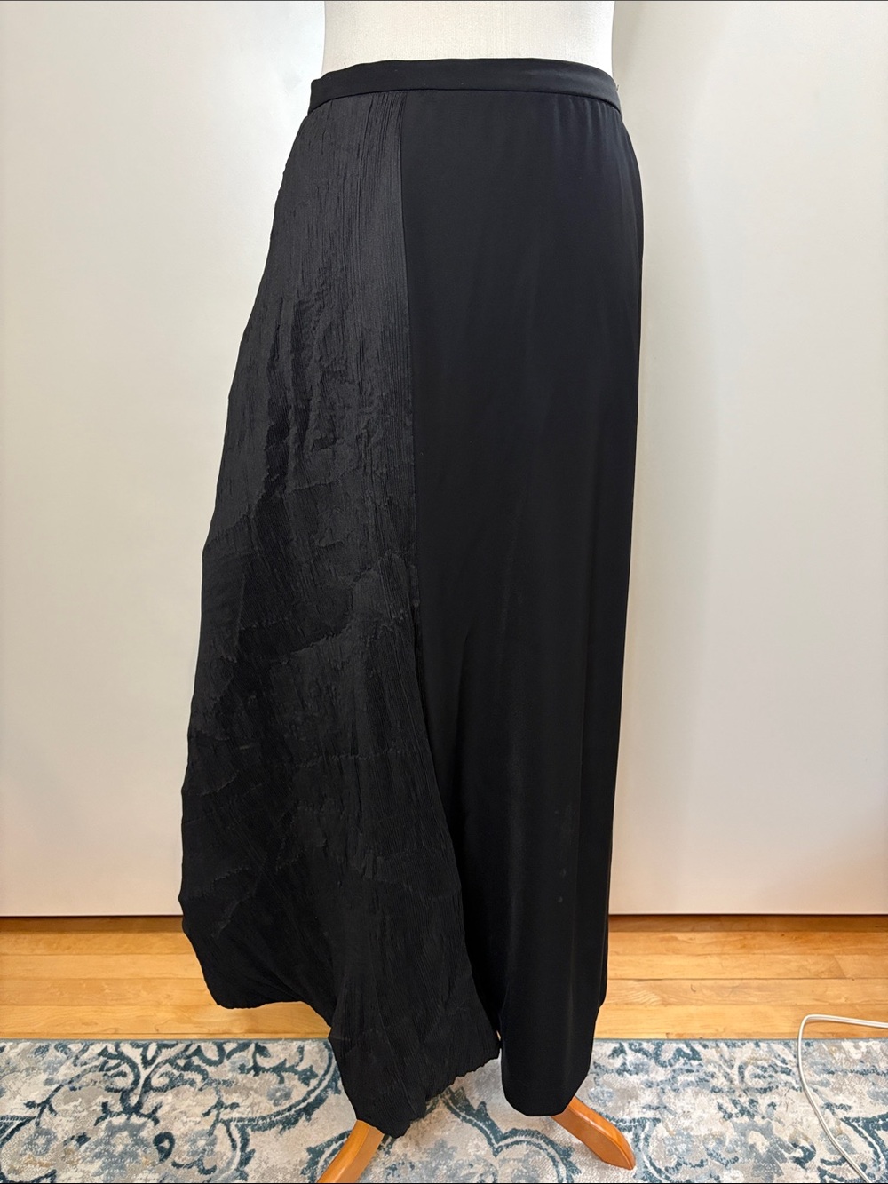 Hovman Black Textured Panel Maxi Skirt | 10 made in Germany